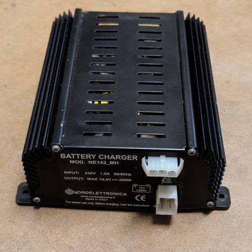 Battery charger ne143 - battery,
