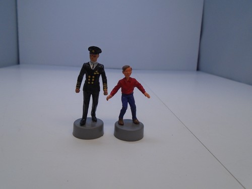 Spot triang figures 405 - on,