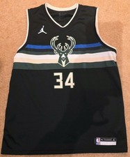 Youth XL Milwaukee Bucks