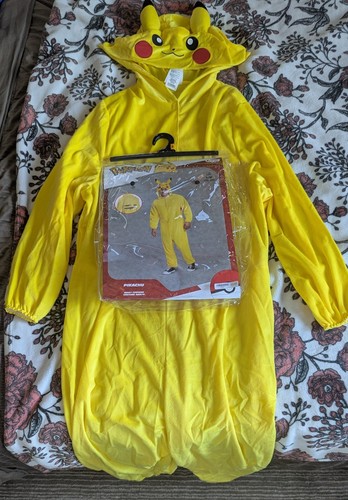 Pokemon pikachu hooded - pokemon,