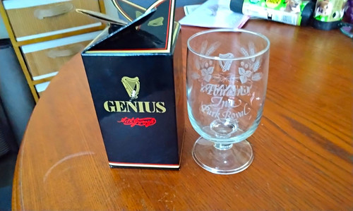 Guinness etched toucan - etched,