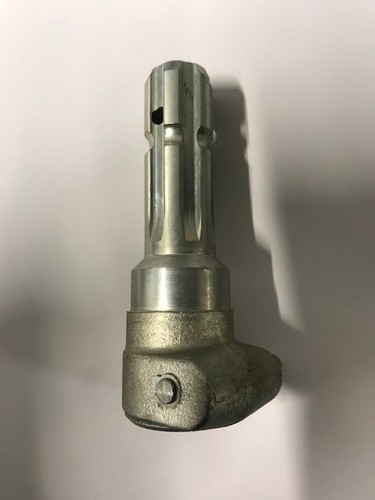 Tractor pto adaptor 8 - pto, 1.3/8