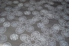 GUNMETAL LACE  VINYL WIPE