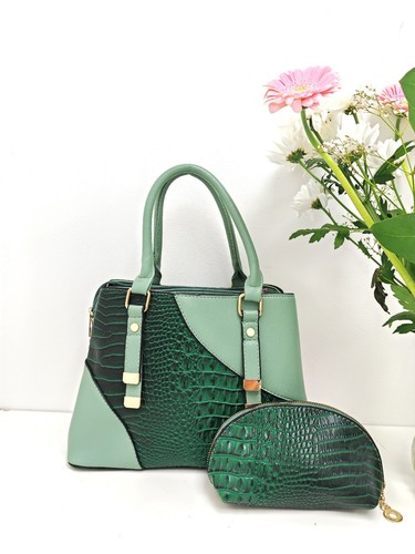 Medium size luxury croc - medium,