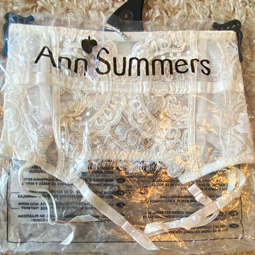 Ann summers fiercely sexy - ann,