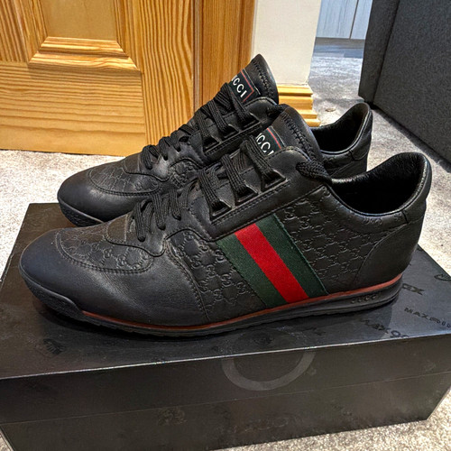 Gucci logo black - gucci,