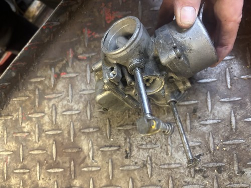 Honda cb400n one carb used - one,