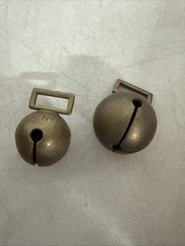 Two antique brass horse crotal - antique,