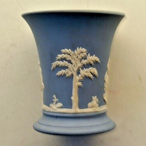 Wedgwood blue jasperware vase - blue,