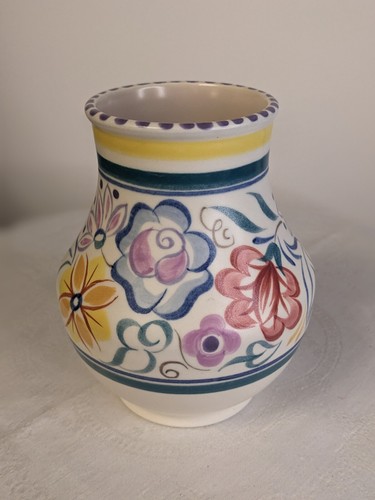 Poole pottery vase - poole,