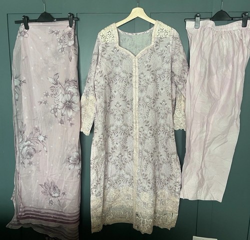 Lilac cream embroidered - lilac,