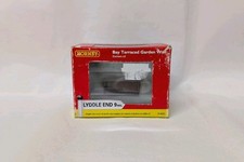 Hornby® Lyddle End N 8689 Bay Terraced Garden Wall Corners x2 (N gauge)