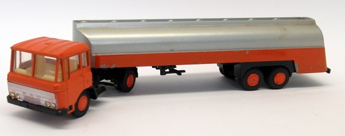 Lion car scale - car, 1/50