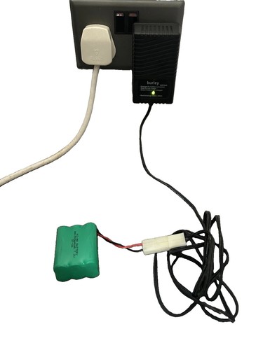 Lithium battery charger - battery, v