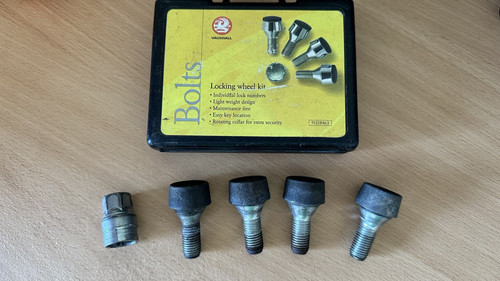 Vauxhall locking wheel - , nut