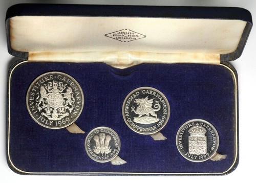 Investiture prince charles iii - investiture,