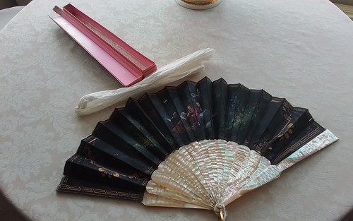 Vintage fan hand painted - fan,