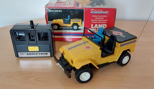 Vintage rare radio tron toyota - rare,