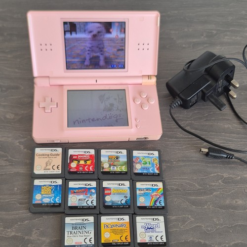Pink nintendo lite console - ds,