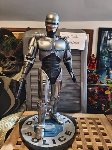 Sideshow collectibles - collectibles,