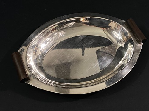 Oval shallow dish - dish, in