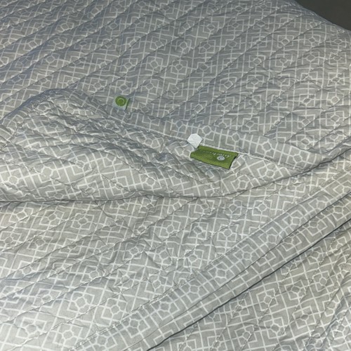 Company bedspread coverlet - c,