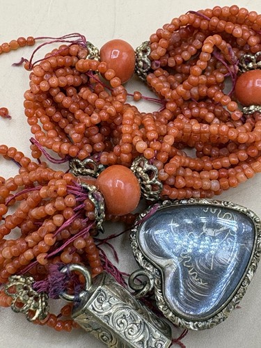 Victorian mourning coral - mourning,