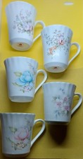 Queensway Cups Mugs x 5 Floral Flower Pattern Gold Trim Fine Bone China Vintage