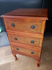 Yew Veneer Hifi Or Cocktail