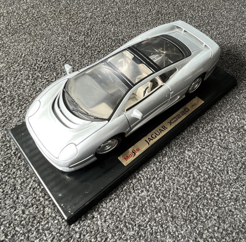Maisto jaguar xj220 1992 - maisto,