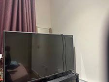 LG 42 inch television 42LB5500 black used 