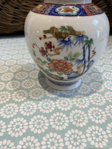 Japanese porcelain vase - porcelain, imari