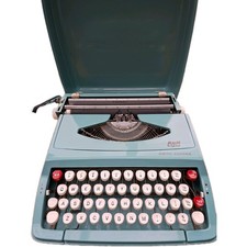 Retro Smith-Corona Corsair  Portable Typewriter in Teal