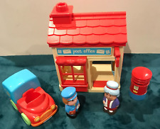 ELC Happyland Plastic Toys-Village Post Office Play Set + 2 Figures