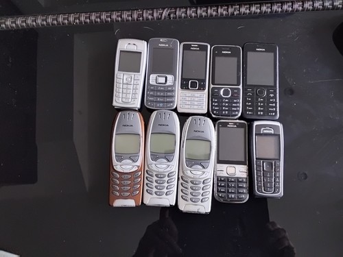 Old mobile phones various - phones,