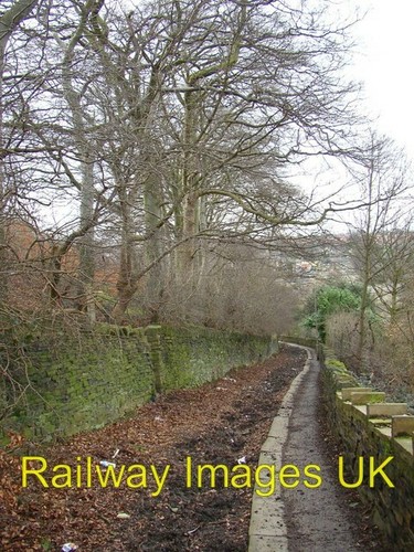 Photo bowling alley rastrick - -,