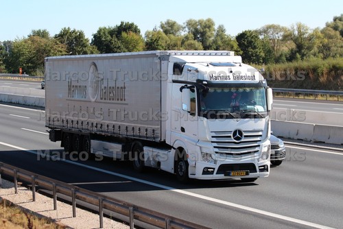 Truck photo mercedes benz - truck,
