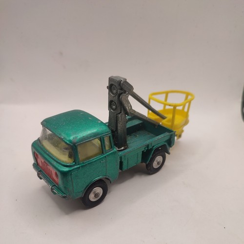 Corgi toys jeep 150 access - jeep,