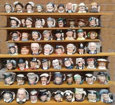 ROYAL DOULTON - SELECTION OF MEDIUM SIZED CHARACTER JUGS.