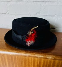 Black Hat with Pheasant Feather Design 20cm New Goth Steampunk