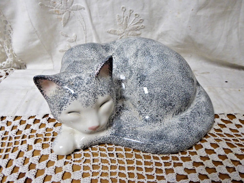 Vintage staffordshire just cat - just,