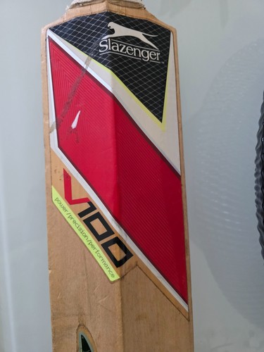 Slazenger v100 panther - slazenger,