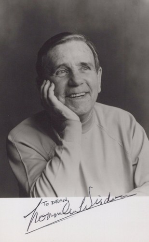 Norman wisdom smiling - norman,