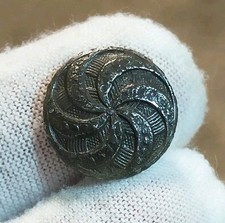 Late Victorian Button Metal Detecting Find (78)