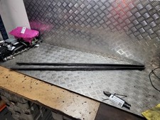 FORD FIESTA MK7 12-17 SET OF 2 DOOR RUBBER OUTER WINDOW SEAL STRIP TRIMS CHROME