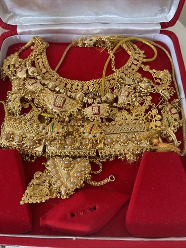 Traditional indian sets in - indian,