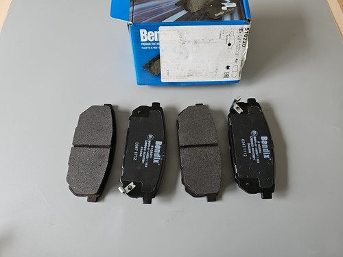 Bendix rear axle brake pads - bendix,