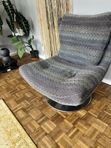 Chevron pattern swivel - , chairs