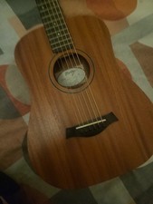Baby Taylor BT2 Acoustic Guitar with Soft Case Left-Handed