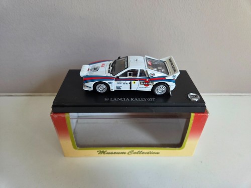 Kyosho martini lancia - martini,